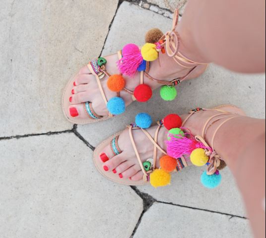 Wrap Your Nails pedicures