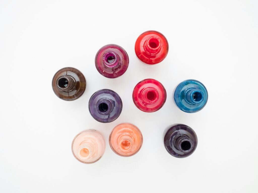 Gelnagelstickers vs. traditionele nagellak